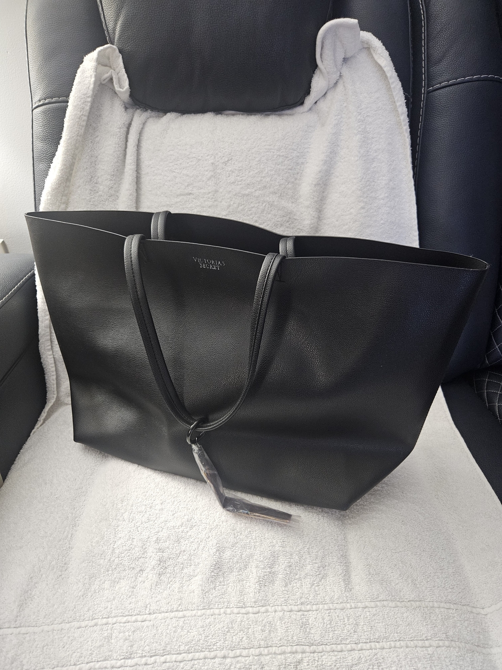 Victoria Secret 2016 Black Friday Limited Edition Tote Bag Faux Leather Unused
